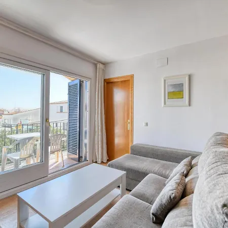 Pep Apartment *